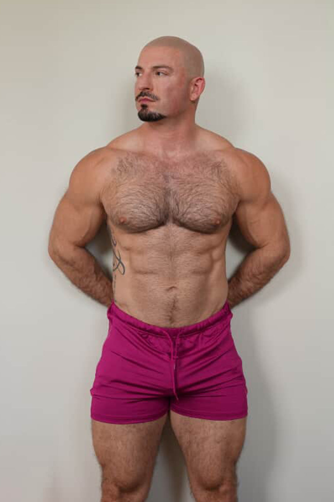 Shorts Karma de 2" con bolsillos con cremallera - Miss Magenta