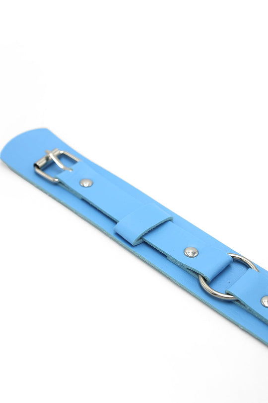 Brassards en cuir vegan avec boucle - Bleu clair