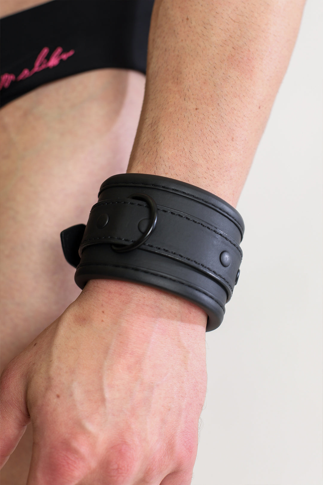 Captor Wrist Cuffs