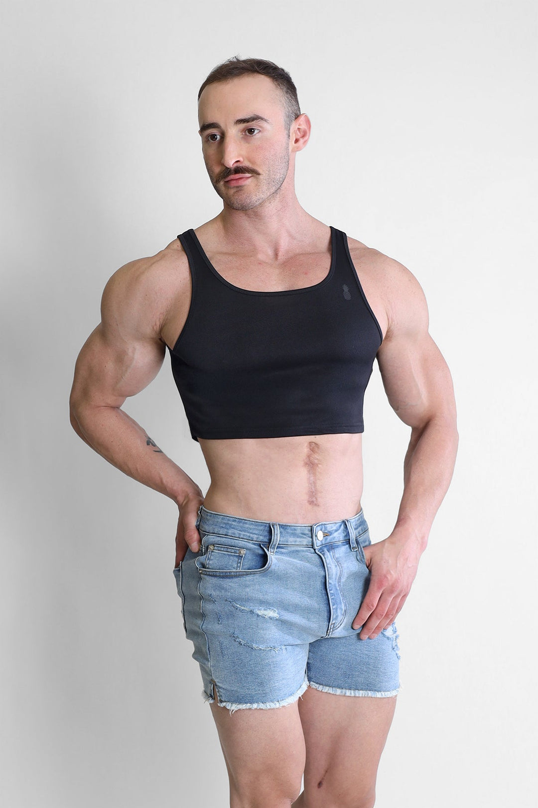 Top deportivo corto JJ - Negro