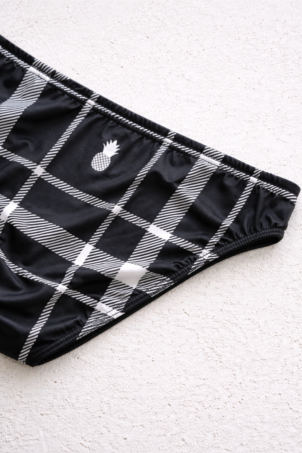 Men's Slimmer Bulge Briefs - OG Plaid